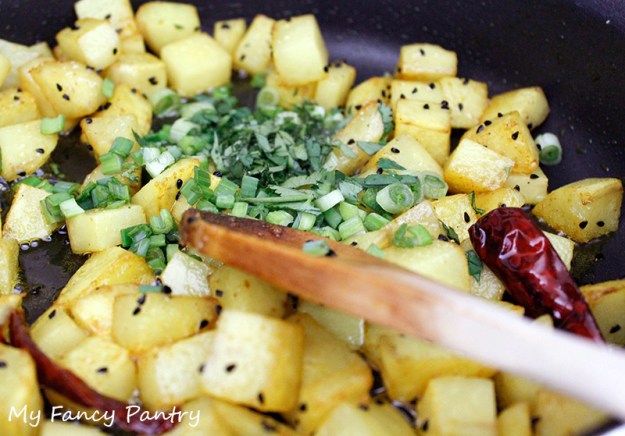 Bengali Mustard Oil Potatoes