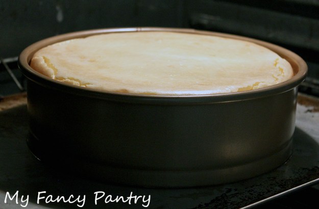 baking cheesecake, how to bake cheesecake, easy cheesecake recipe